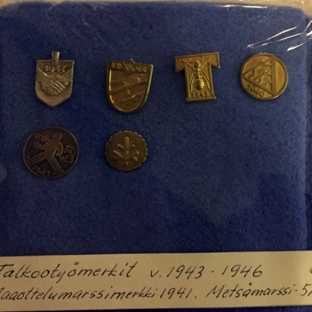 Talkootyömerkkejä sota-ajalta
